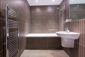 Shower - Indigo (St Ives)