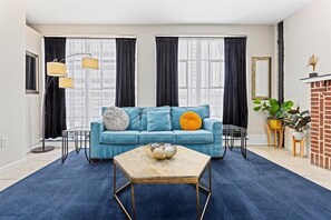 TV, offices - Sauna + Jacuzzi Tub | Vibrant Loft Near Beach (Atlantic City)