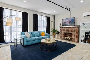 TV, offices - Sauna + Jacuzzi Tub | Vibrant Loft Near Beach (Atlantic City)