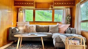 Smart-TV, Netflix, strømmetjenester og kontorer