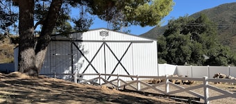 Family Friendly Farmhouse!