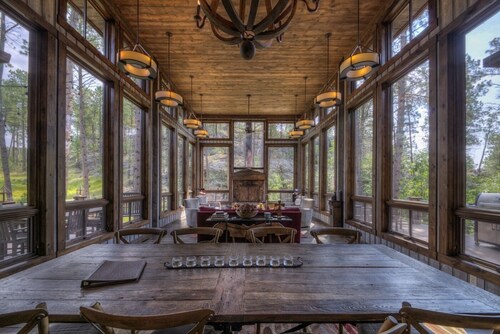 Majestic Cabin near Mount Rushmore