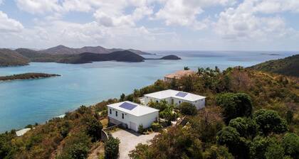 Sugarview Villa Cottage:  Coral Bay, Ocean View