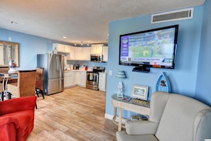 TV - Views for miles Rare 1BR condo @ Myrtle Beach Resort (Myrtle Beach)