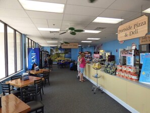 Dining - 9th floor Studio with Incredible Views @ Myrtle Beach Resort (Myrtle Beach)