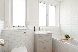 Maison luxueuse, salle de bain privée, vue sur la plage | Salle de bain