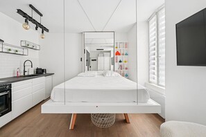 Bügeleisen/Bügelbrett, kostenloses WLAN, Bettwäsche