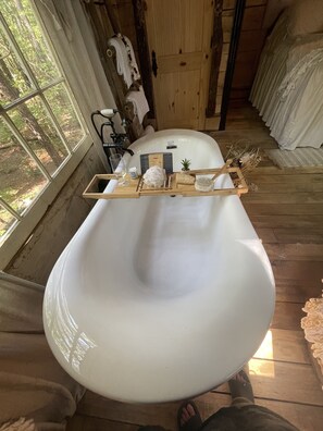 1 多间卧室、WiFi、床单