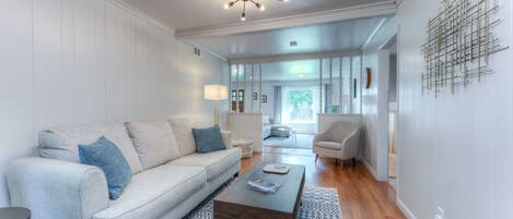 تلفزيون ذكي، كُتُب