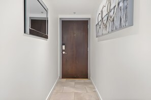 Interior - The Pond - The Full Package (Vancouver)