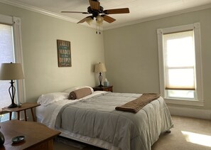 4 Schlafzimmer, kostenloses WLAN, Bettwäsche
