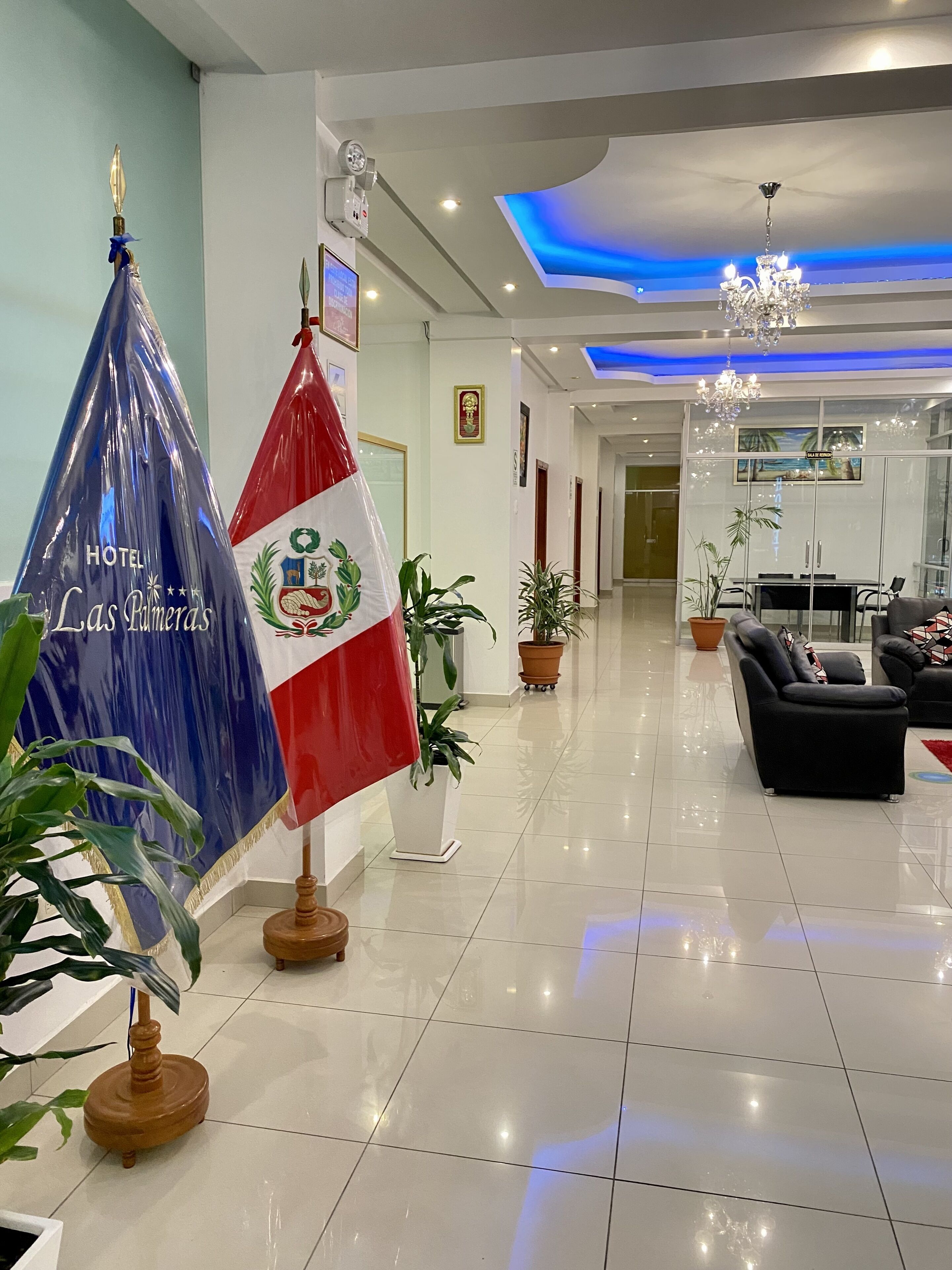 المنشأة من الداخل