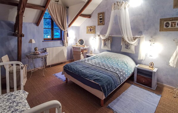 3 bedrooms, travel crib, free WiFi