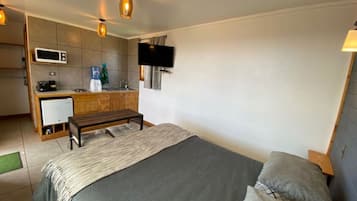1 chambre, fer et planche Ă repasser, Wi-Fi gratuit, draps fournis