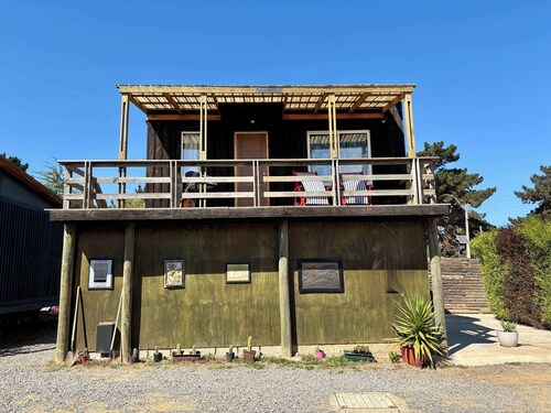Nature Retreat Cabin: BBQ & Garden Near Quintay