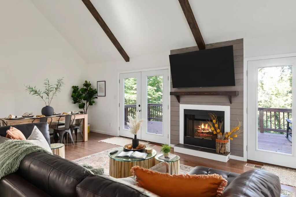Smart-TV, Kamin