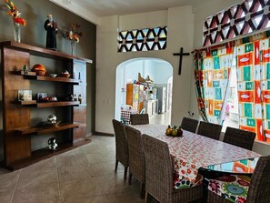 Dining - Beautiful House With Private Pool (Cruz de Huanacaxtle)