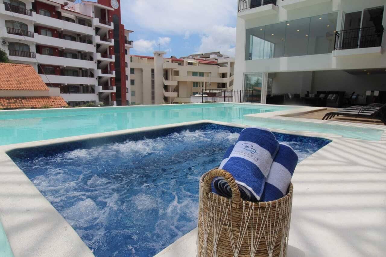 Piscina all'aperto, una piscina riscaldata