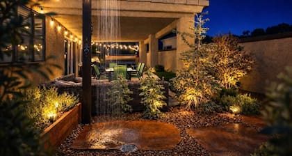 The Hideaway - Rain Shower Oasis & Desert Soak Spa