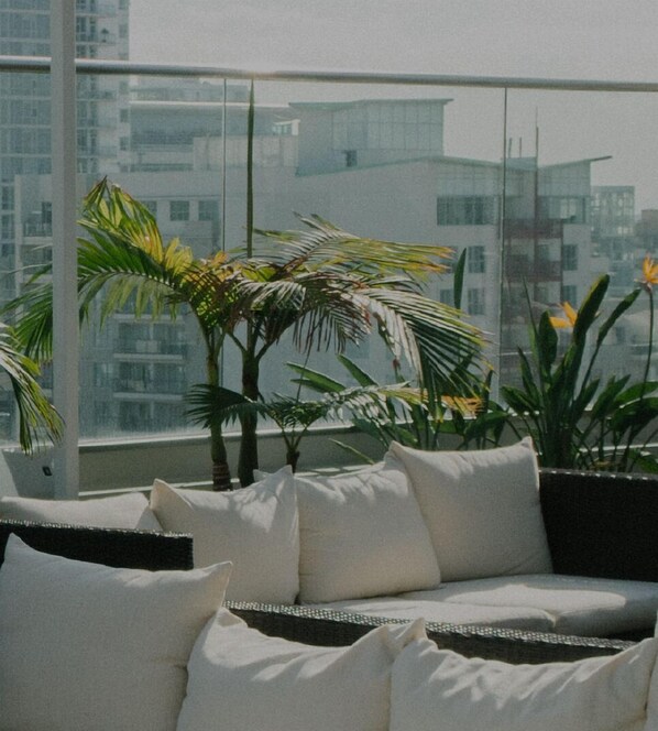 Property grounds - Ideal Somerville 1BR w/ W/D in Building, nr Harvard & MIT, by Blueground (Cambridge)