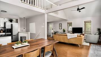 Smart TV, fireplace, offices, computer monitors