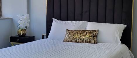 1 bedroom, in-room safe, free WiFi, bed sheets