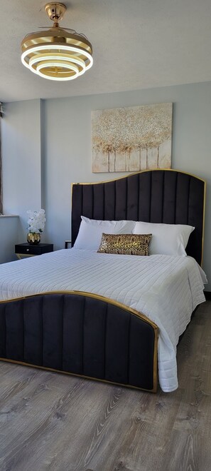 1 bedroom, in-room safe, free WiFi, bed sheets