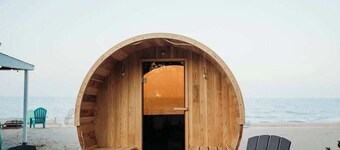 Lake Huron Cottage 6 - 3 Bed, 1 Bath