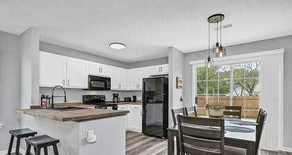 NEW! Beautiful Updated House w/ Fenced Backyard!