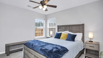 3 bedrooms, desk, free WiFi