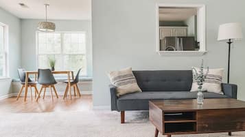 Televisión, chimenea