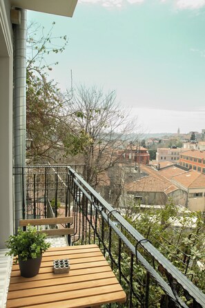 Queen Room with Garden View | View from room - Louis Rooms (Istanbul)