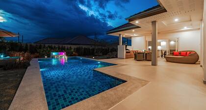 Private 3 Bedroom Pool Villa MS22