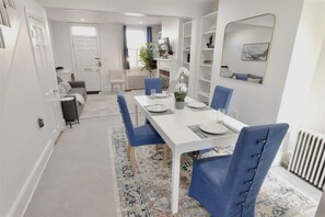 Dining - Georgetown Cobblestone Cottage - Private Parking! (Washington)
