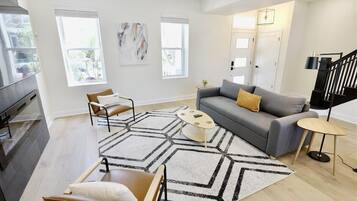 TV, fireplace, offices