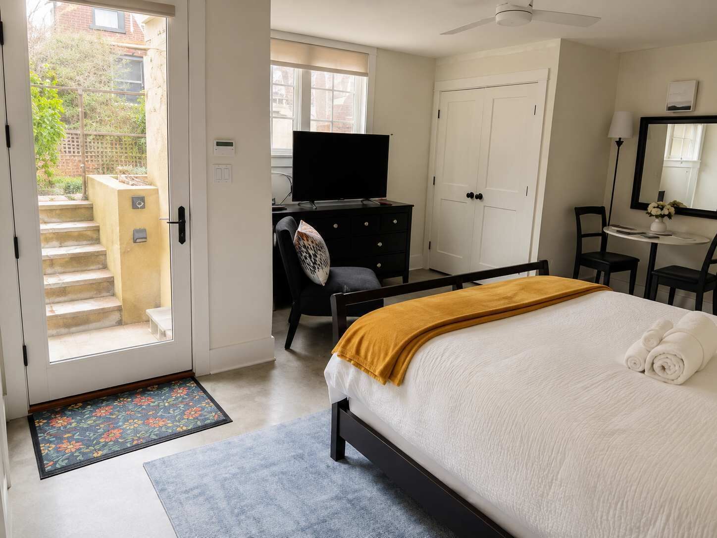 1 bedroom, iron/ironing board, WiFi, bed sheets