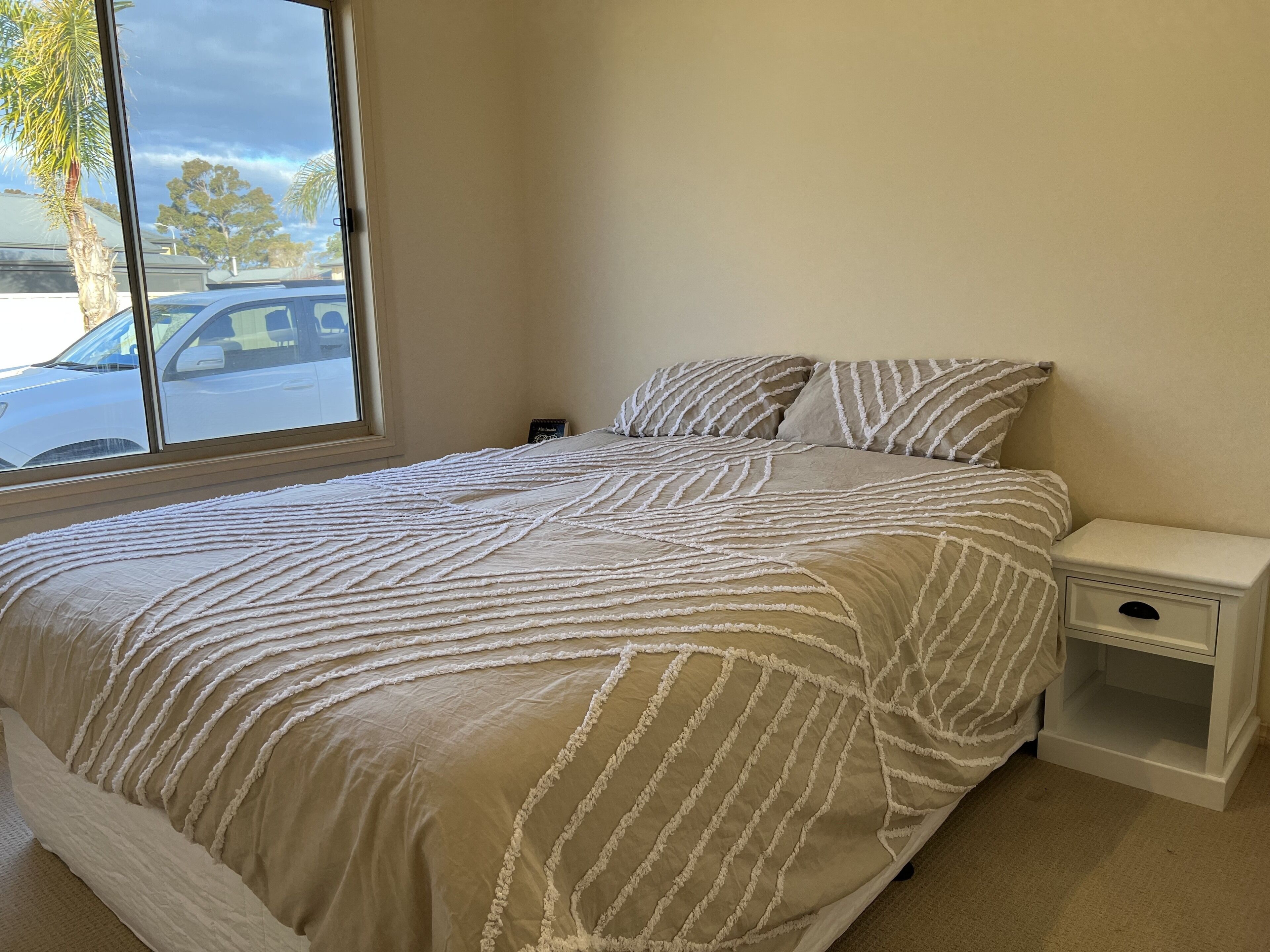 4 bedrooms, iron/ironing board, travel cot, free WiFi