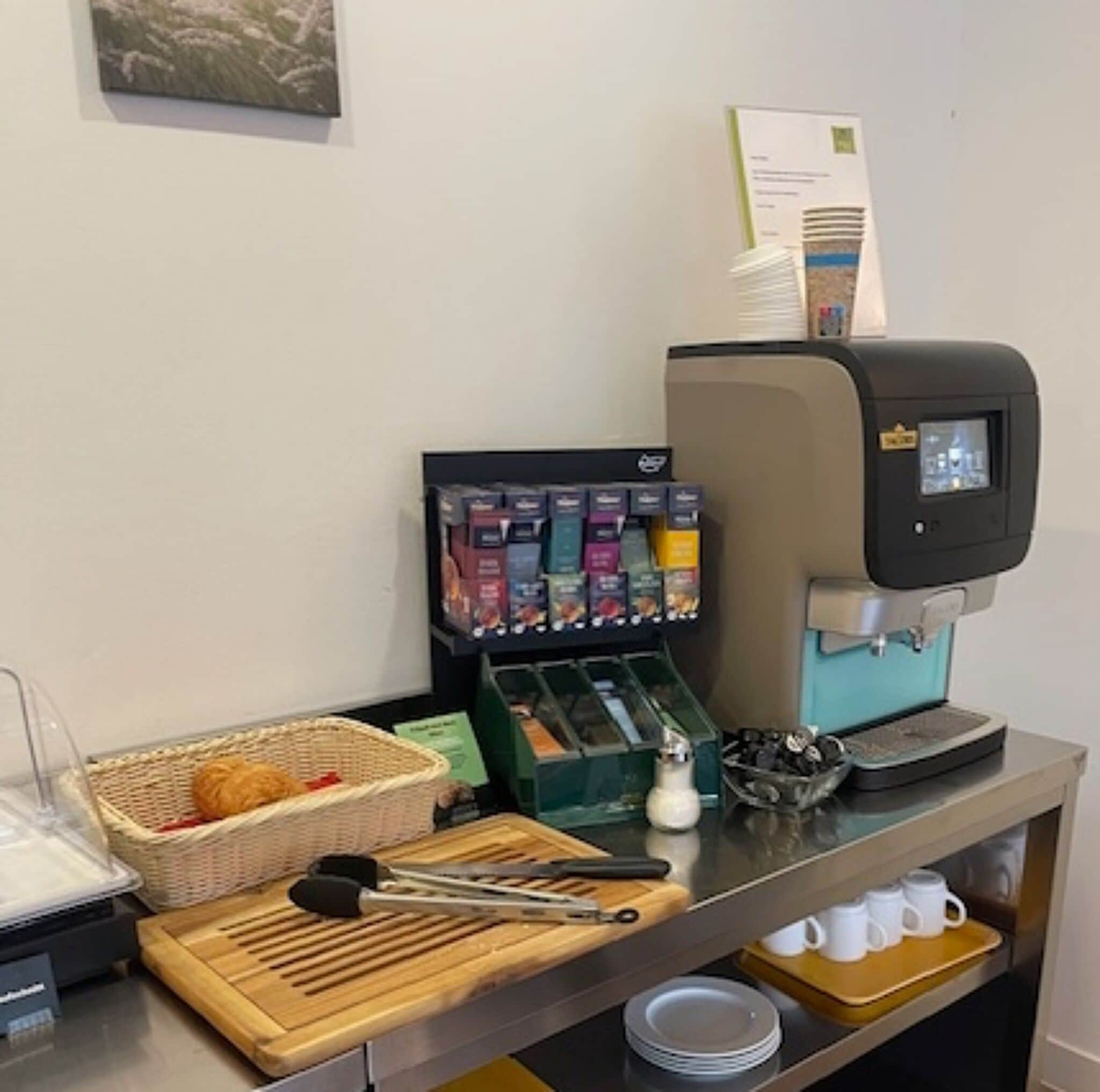 Buffet déjeuner servi tous les jours en supplément