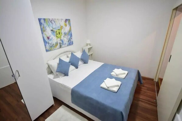 1 Schlafzimmer, Bügeleisen/Bügelbrett, kostenloses WLAN, Bettwäsche