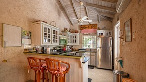 Villa, 2 Bedrooms | Private kitchen - Faul Haus by Barbados Sotheby's International Realty (Gibbes)