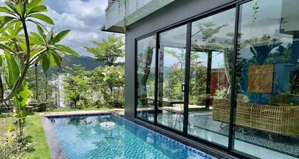 Collie Villa Venus Flamingo swimming pool with full equipment