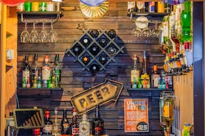 Bar (in der Unterkunft)