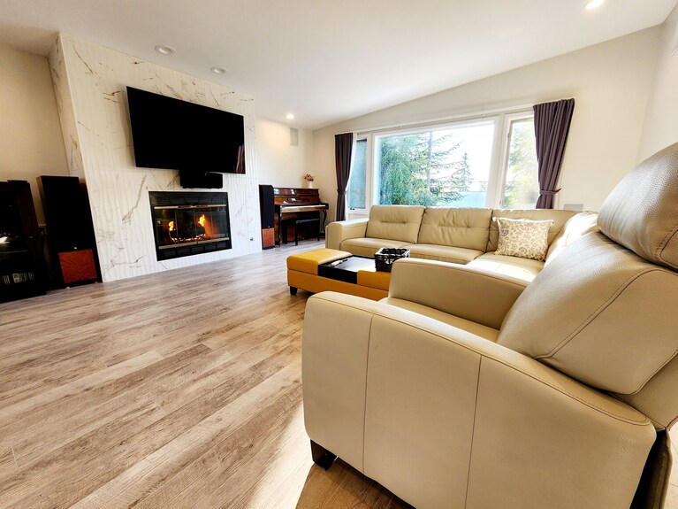 Modern Fully Remodeled, Relaxing Garden W/ Outdoor Sauna, 3br In Ballard - Edmonds, WA