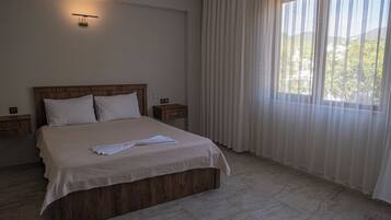 Comfort-Apartment, 1 Schlafzimmer, Nichtraucher, Meerblick | Hochwertige Bettwaren, Schreibtisch, laptopgeeigneter Arbeitsplatz