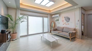 基本客房, 2 間臥室 (dokchae) | 2 間睡房、免費 Wi-Fi