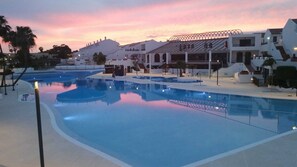 Piscine extérieure, piscine chauffée