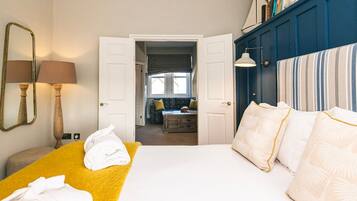 Suite, 1 cama King size y sofá cama | 1 habitación y wifi gratis