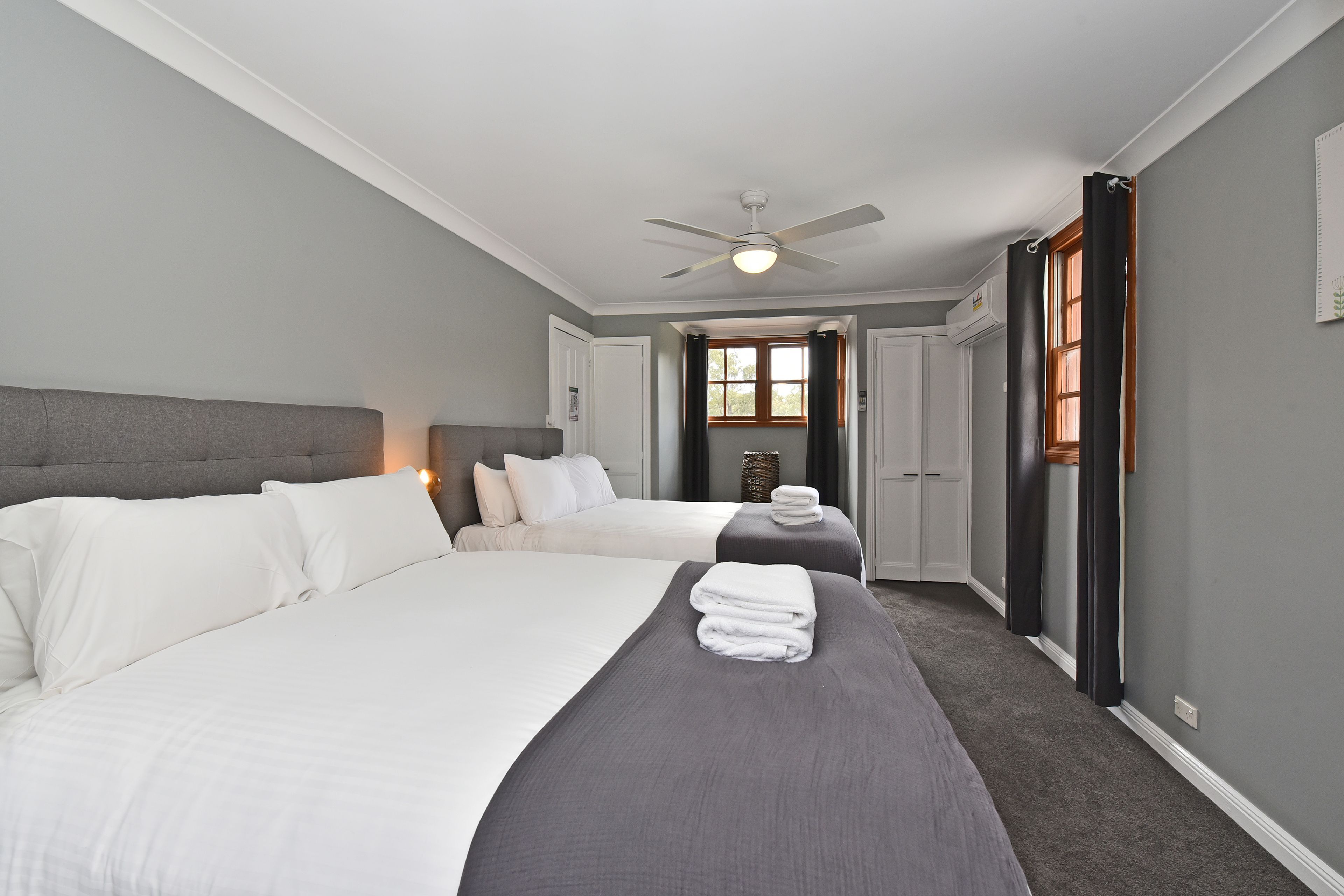 7 bedrooms, iron/ironing board, WiFi, bed sheets