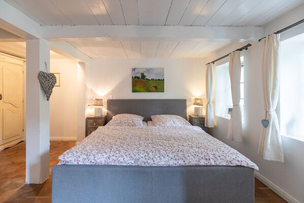 3 Schlafzimmer, Bügeleisen/Bügelbrett, Reisekinderbett, kostenloses WLAN