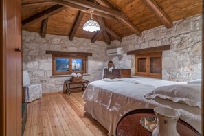Villa Tradition | 3 chambres, coffres-forts dans les chambres, fer et planche à repasser